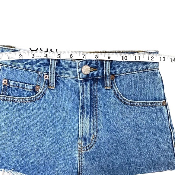 Urban Outfitters BDG Cheeky High Rise Shorts - Picture 9 of 11